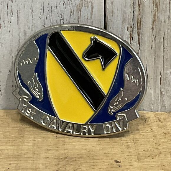 1st Cavalry Division Belt Buckle Mens Patriotic Military First Team USA - Picture 1 of 6